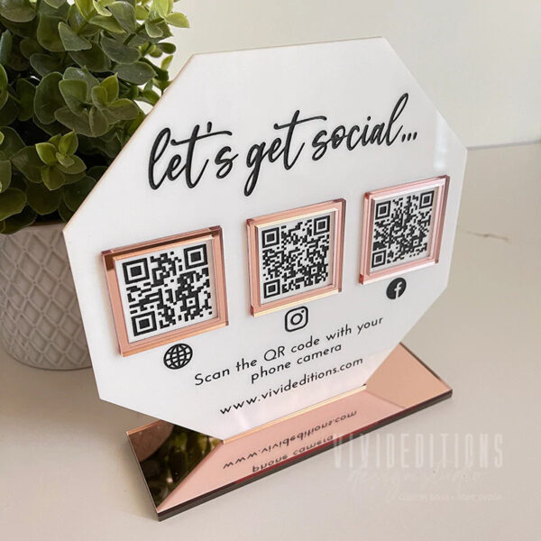 QR Code Display Stand